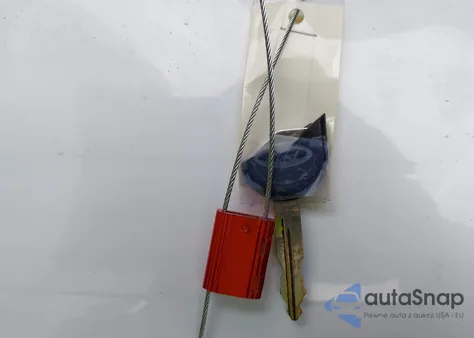 2010 Ford F-250 Xl z USA, uszkodzony, nr VIN 1FTSW2BR2AEA37778